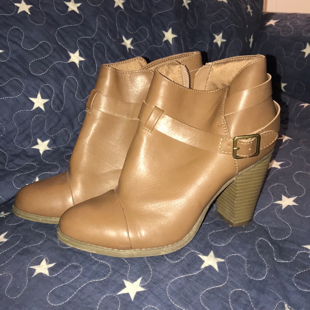 Ankle boots